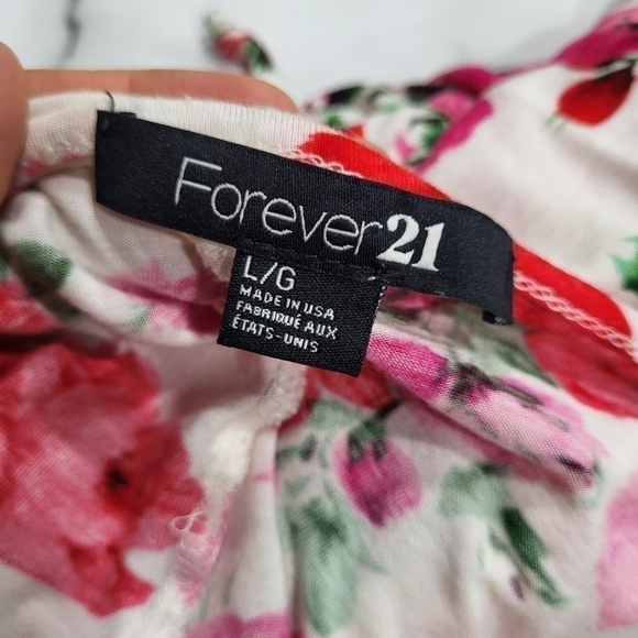FOREVER 21 - Floral wide neck crop tops - Picture 6 of 7